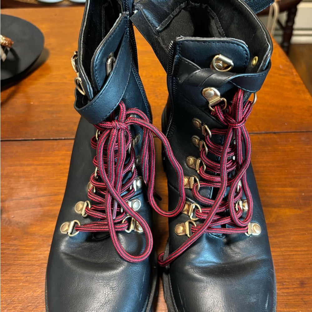 Elegant Black Combat Boots with Burgundy Laces